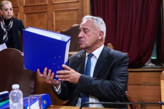Ο ανεύθυνος...